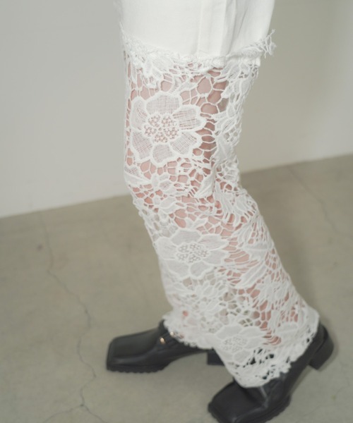 Mirette(ミレット)の「フローラルレースワイドデニム / Floral Lace Wide Denim(デニムパンツ・レディース・ライトブルー/ホワイト/グレー・MEDIUM/SMALL)」の12枚目の写真