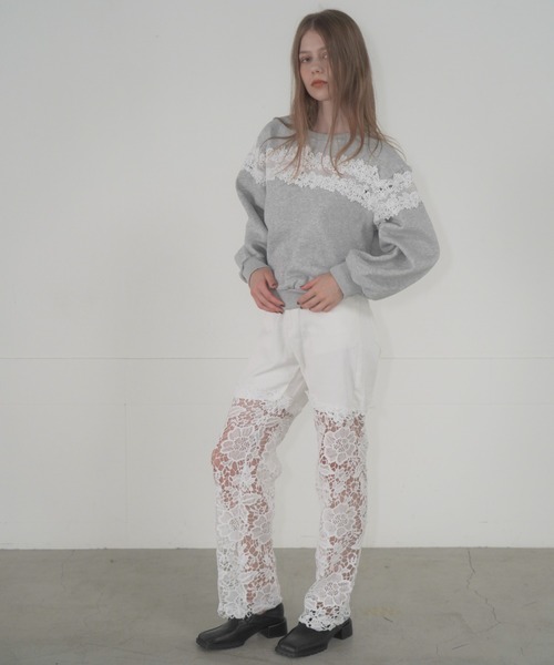 Mirette(ミレット)の「フローラルレースワイドデニム / Floral Lace Wide Denim(デニムパンツ・レディース・ライトブルー/ホワイト/グレー・MEDIUM/SMALL)」の17枚目の写真