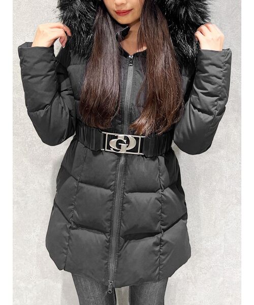 GYDA（ジェイダ）の「WEB限定！！【TINY低身長さん向け】GDベルト付きロングダウンコート（ダウンジャケット/コート・レディース・ブラック/オフホワイト・FREE）」の4枚目の写真