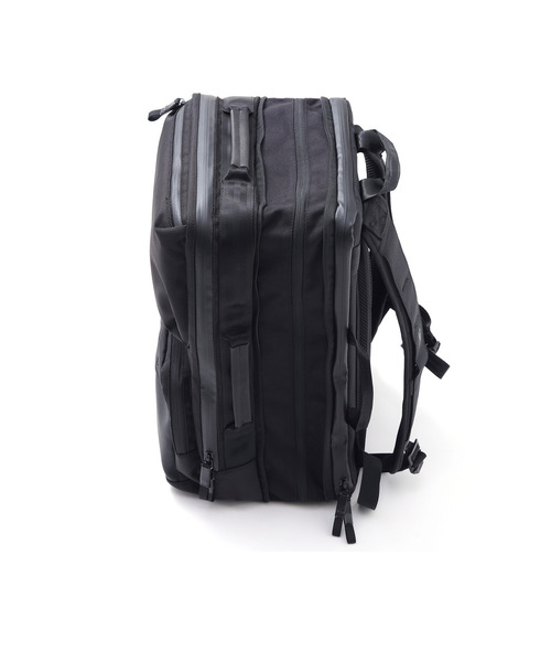CHROME（クローム）の「［ CHROME / クローム ］AXCEL BRIEF PACK LG BK_BLACK / アクセル ブリーフパック ラージ ブラック 耐水 18L-36L バックパック ビジネスバッグ トラベルバッグ 完全防水ポケット 15インチPC収納（バックパック/リュック・メンズ・ブラック・FREE）」の4枚目の写真