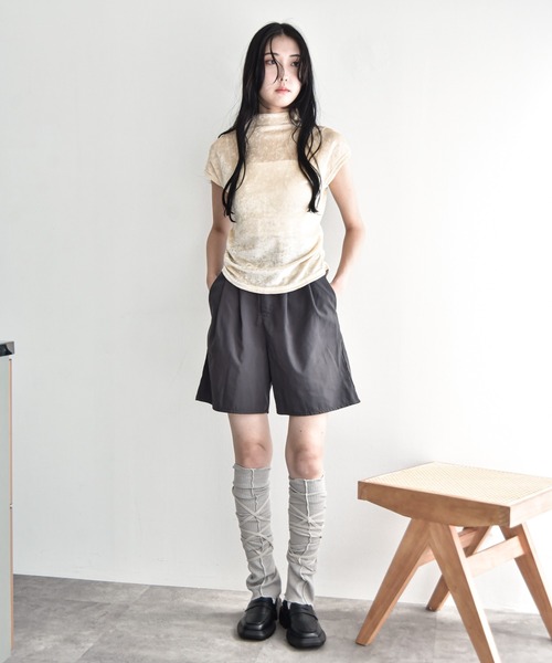 Y/lim(イリム)の「シアーベロアモックネックフレンチTシャツ(Tシャツ/カットソー・レディース・ベージュ/グレー/ブラウン/ブラック・M)」の15枚目の写真