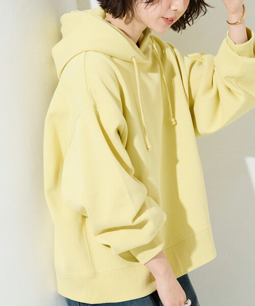 FREAK'S STORE（フリークスストア）の「限定展開　ヘビーウェイト ショート丈 パーカー（パーカー・レディース・ネイビー/ライトグレー/グレー/チャコールグレー/ブラック/ベージュ/ピンク/ナチュラル/ブルー/イエロー・ﾌﾘ-）」の9枚目の写真