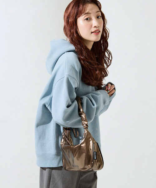 FREAK'S STORE（フリークスストア）の「限定展開　ヘビーウェイト ショート丈 パーカー（パーカー・レディース・ネイビー/ライトグレー/グレー/チャコールグレー/ブラック/ベージュ/ピンク/ナチュラル/ブルー/イエロー・ﾌﾘ-）」の13枚目の写真