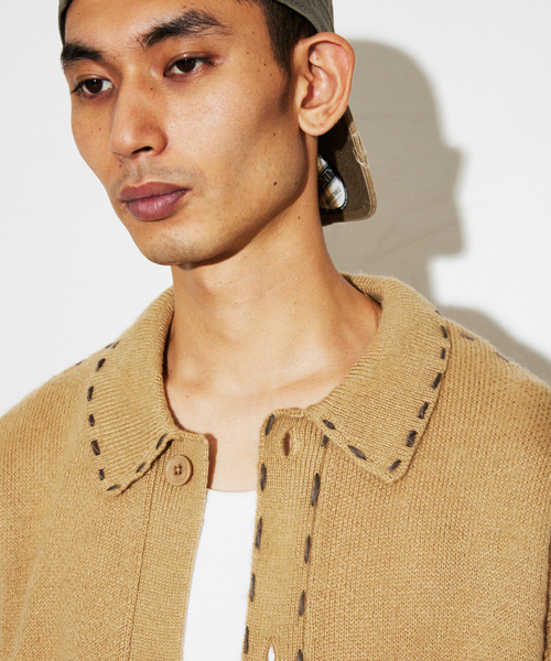 JOURNAL STANDARD(ジャーナルスタンダード)の「ハンド ステッチ ブラッシュド カーディガン(ニット/セーター・メンズ・ブラック/グレー/サックスブルー/オレンジ/ベージュ系その他・MEDIUM/LARGE)」の20枚目の写真