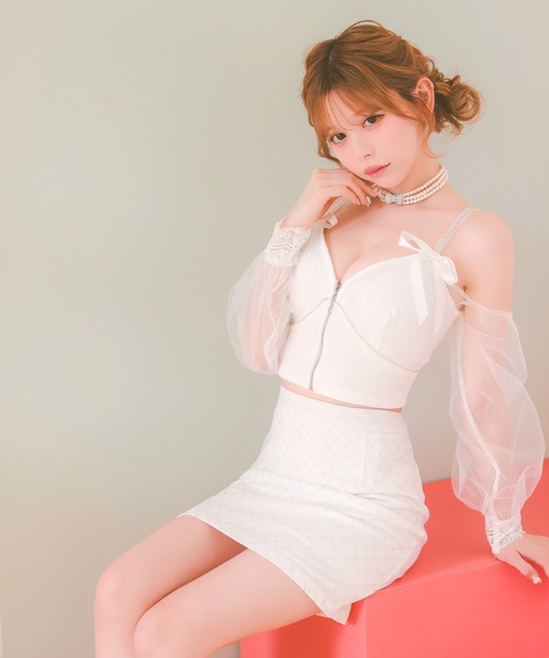 Tika(ティカ)の「キャバドレス セットアップ ミニ タイト 長袖 シアー 肩あき フロントジップ リボン セットアップ 谷間魅せ ビジュードレス(ドレス・レディース・ピンク/ホワイト・S/L/M/XL/XS)」の11枚目の写真