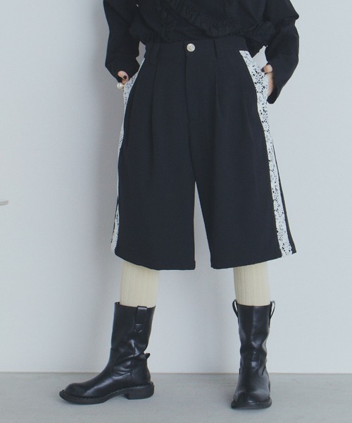 manana suerte(マニャーナスエルテ)の「SPECIAL EDITION レース切替ハーフパンツ(その他パンツ・レディース・ブラック×ホワイト・SMALL/MEDIUM/LARGE)」の16枚目の写真