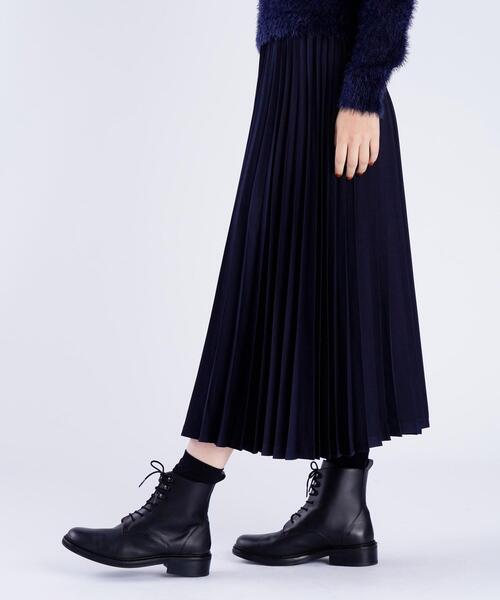 To b. by agnes b.（トゥービーバイアニエスベー）の「サテン プリーツ スカート（スカート・レディース・ネイビー・FREE）」の2枚目の写真