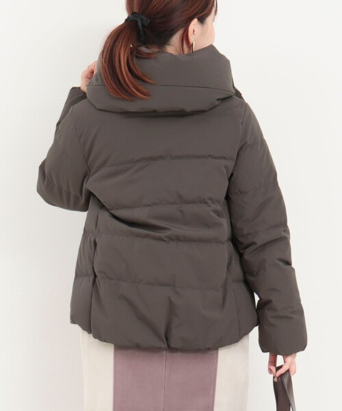 MICO COULIER（ミコクリエ）の「《撥水》ストレッチライトタフタショートコート（ダウンジャケット/コート・レディース・キナリ/ブラック/チャコールグレー/グレイッシュベージュ・38）」の16枚目の写真