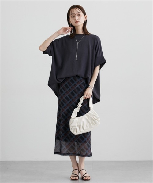 nissen（ニッセン）の「シアーチェック柄ナロースカート（スカート・レディース・カーキ/ブルー/ブラウン・M/L/LL）」の4枚目の写真