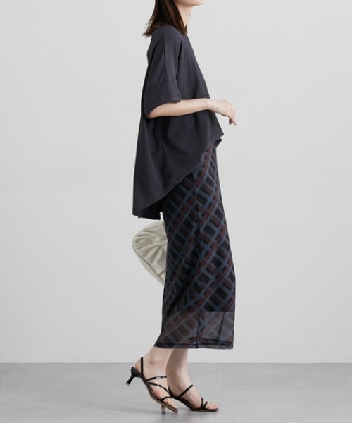 nissen（ニッセン）の「シアーチェック柄ナロースカート（スカート・レディース・カーキ/ブルー/ブラウン・M/L/LL）」の8枚目の写真