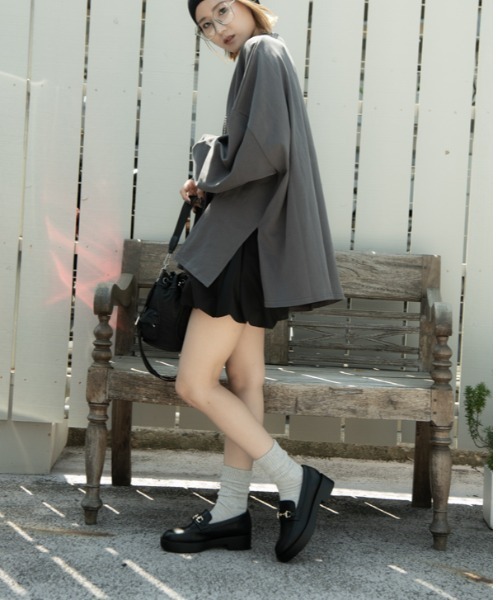 REZOY（リゾイ）の「【REZOY】ゴールドビットベーシックローファー（ローファー・レディース・ブラック/ブラック系その他・LL/S/M/L）」の6枚目の写真