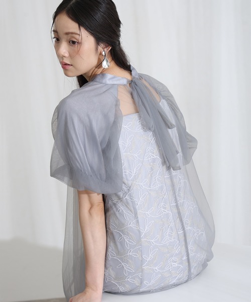 PourVous(プールヴー)の「結婚式 二次会 パーティー ドレス エシリアルブルームレイヤード Aライン シアーロング丈&袖あり セレモニー フォーマル オケージョンドレス 同窓会 成人式 お呼ばれ 謝恩会 20代 30代(ドレス・レディース・チャコール/ブラック/グレー・S/M)」の10枚目の写真