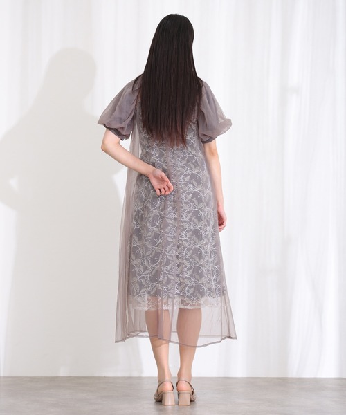 PourVous(プールヴー)の「結婚式 二次会 パーティー ドレス エシリアルブルームレイヤード Aライン シアーロング丈&袖あり セレモニー フォーマル オケージョンドレス 同窓会 成人式 お呼ばれ 謝恩会 20代 30代(ドレス・レディース・チャコール/ブラック/グレー・S/M)」の14枚目の写真