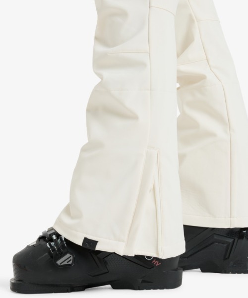ROXY（ロキシー）の「RISING HIGH PT /ロキシースキニースキースノーボードパンツ（その他パンツ・レディース・ホワイト/ブラック/ブラック系その他・MEDIUM/LARGE/SMALL/X-SMALL）」の10枚目の写真