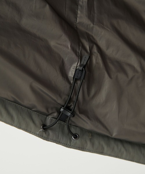 Snow Peak（スノーピーク）の「Snow Peak / Everyday Down Jacket Women's  エブリデイ ダウンジャケット レディース（ダウンジャケット/コート・レディース・チャコール/ライトグリーン/ブラック・1/2/3/4）」の5枚目の写真