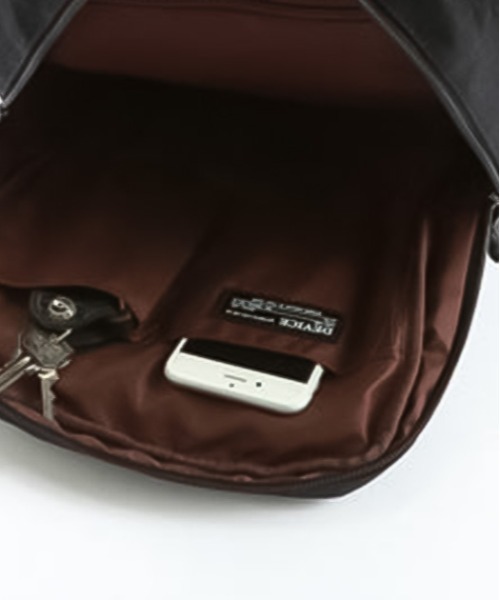 DEVICE(デバイス)の「デバイス DEVICE #DBH-50058 メガボディバッグ(ボディバッグ/ウエストポーチ・メンズ・ブラック・FREE)」の7枚目の写真