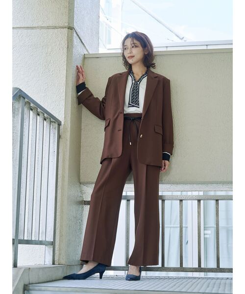 TONAL（トーナル）の「スカーフタイパールブラウス（シャツ/ブラウス・レディース・オフホワイト/ネイビー/ベージュ・MEDIUM）」の10枚目の写真