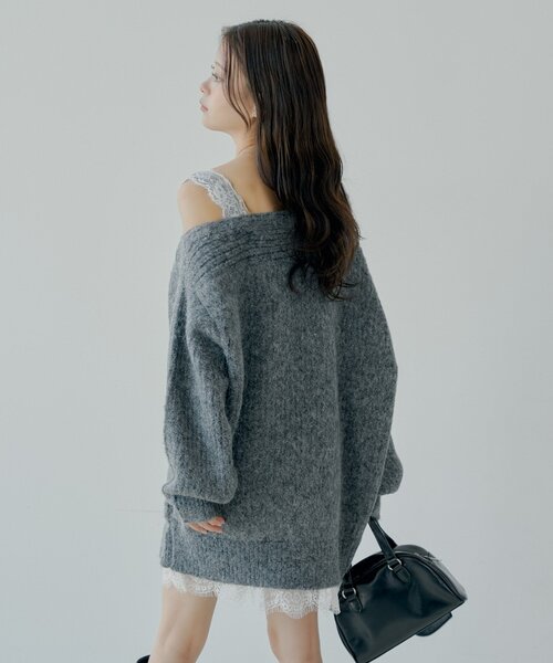 Chico（チコ）の「ワンショルレースニットミニワンピース（ワンピース・レディース・アイボリー/チャコールグレー/ピンク・FREE）」の8枚目の写真