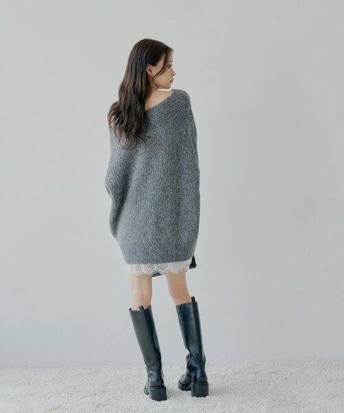 Chico（チコ）の「ワンショルレースニットミニワンピース（ワンピース・レディース・アイボリー/チャコールグレー/ピンク・FREE）」の10枚目の写真