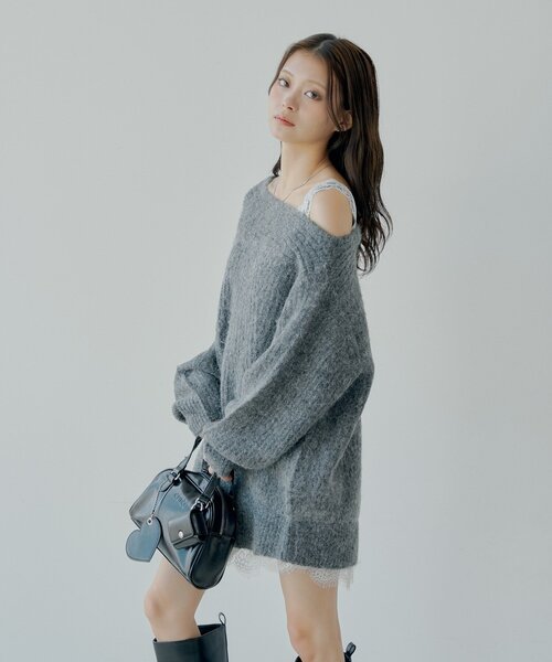 Chico（チコ）の「ワンショルレースニットミニワンピース（ワンピース・レディース・アイボリー/チャコールグレー/ピンク・FREE）」の16枚目の写真