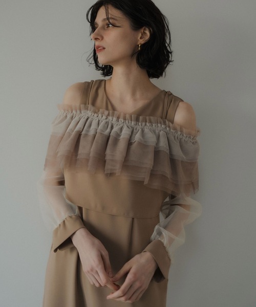 LE'RURE(リルアー)の「3way tulle ruffles dress(ドレス・レディース・ベージュ/グリーン/ブラック・SMALL/MEDIUM)」の2枚目の写真