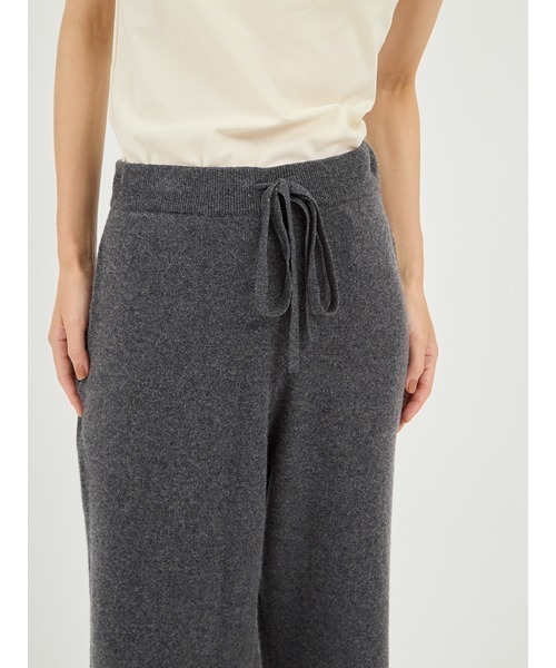 emmi(エミ)の「【セットアップ対応】ラムウールニットパンツ(その他パンツ・レディース・チャコールグレー/ライトベージュ/バーガンディー・0/1)」の7枚目の写真