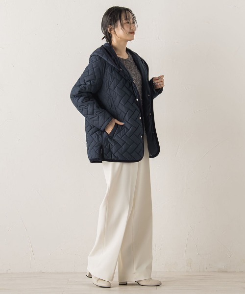 Droite lautreamont(ドロワットロートレアモン)の「【WEB限定】ポリエステルタフタキルトコート(その他アウター・レディース・ベージュ/ネイビー・M)」の15枚目の写真