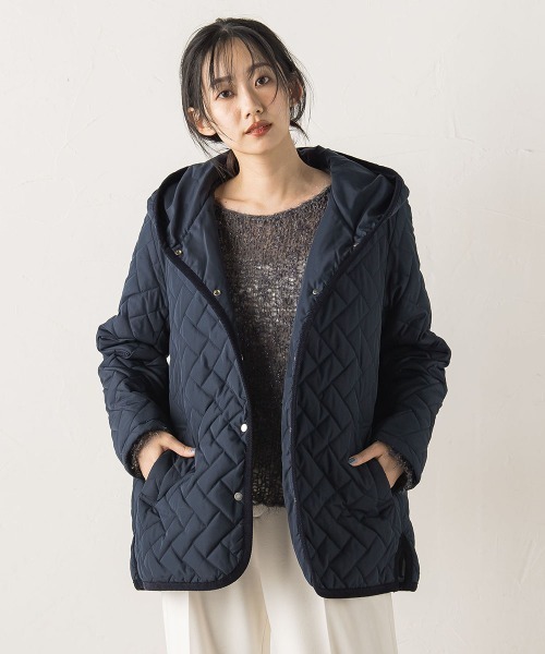 Droite lautreamont(ドロワットロートレアモン)の「【WEB限定】ポリエステルタフタキルトコート(その他アウター・レディース・ベージュ/ネイビー・M)」の19枚目の写真