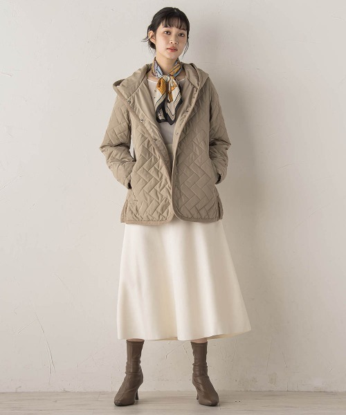 Droite lautreamont(ドロワットロートレアモン)の「【WEB限定】ポリエステルタフタキルトコート(その他アウター・レディース・ベージュ/ネイビー・M)」の11枚目の写真