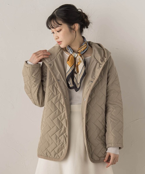 Droite lautreamont(ドロワットロートレアモン)の「【WEB限定】ポリエステルタフタキルトコート(その他アウター・レディース・ベージュ/ネイビー・M)」の17枚目の写真