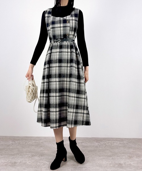 CLOTHY(クロシィ)の「【インナーと細ベルトがセットになった3点セット♪】インナー付グレンチェックワンピース(ワンピース・レディース・チャコールグレー/オフホワイト・FREE)」の2枚目の写真