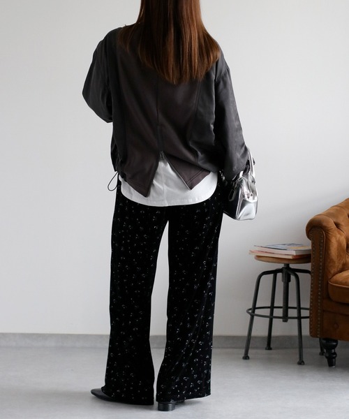 cepo（セポ）の「バックジップミリタリー切り替えプルオーバー（スウェット・レディース・オフホワイト/チャコール・M）」の10枚目の写真