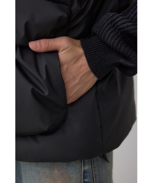 AZUL by moussy(アズールバイマウジー)の「ファティーグ中綿ベスト(ダウンベスト・メンズ・ブラウン/ブラック・LARGE/MEDIUM)」の12枚目の写真