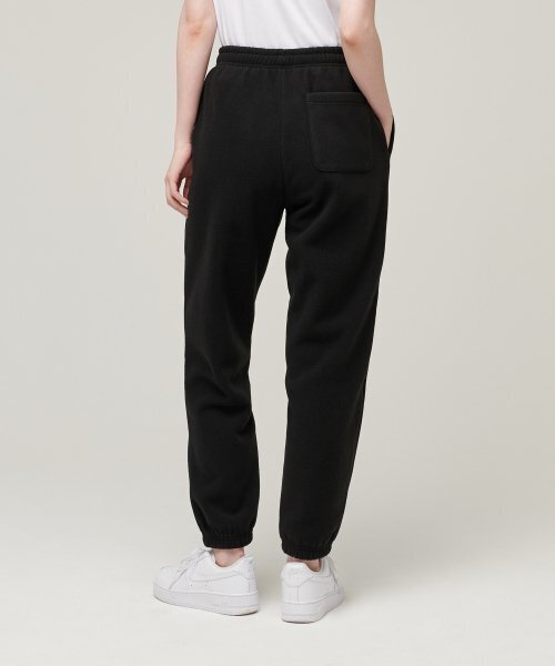 MUSINSA STANDARD WOMAN（ムシンサスタンダードウーマン）の「レディースポーラフリーススウェットパンツ[ブラック]（スウェットパンツ・レディース・その他・SMALL/MEDIUM/LARGE/X-SMALL）」の2枚目の写真