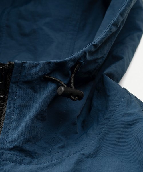 TOFFEE(トフィー)の「ライトウェイトウィンドジャンパー(BLUE)(ナイロンジャケット・メンズ・その他・MEDIUM/LARGE/X-LARGE)」の4枚目の写真