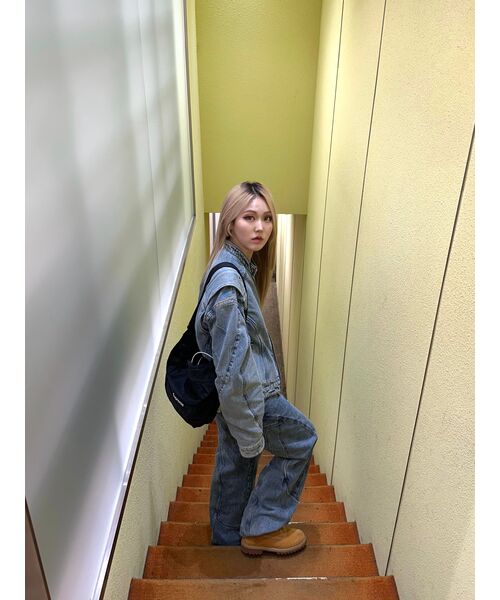 NOMANUAL(NOMANUAL)の「CURVED LINE DENIM PANTS - WHITE BLUE(デニムパンツ・レディース・その他・X-SMALL)」の12枚目の写真