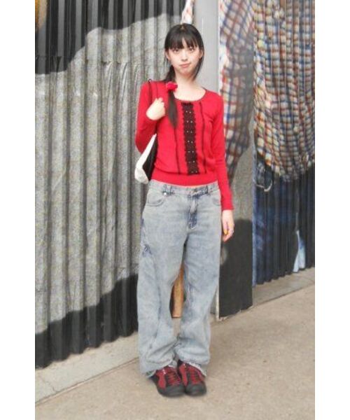 NOMANUAL(NOMANUAL)の「CURVED LINE DENIM PANTS - WHITE BLUE(デニムパンツ・レディース・その他・X-SMALL)」の16枚目の写真
