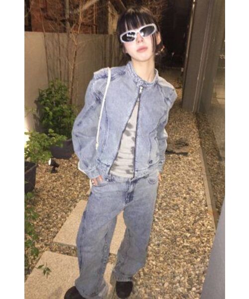 NOMANUAL(NOMANUAL)の「CURVED LINE DENIM PANTS - WHITE BLUE(デニムパンツ・レディース・その他・X-SMALL)」の18枚目の写真