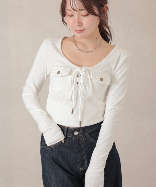Lace Ladies（レースレディース）の「フロント レースアップ リブ デザイン プルオーバー（Tシャツ/カットソー・レディース・ブラック/ホワイト/ベージュ・FREE）」の2枚目の写真