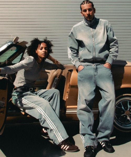 adidas（アディダス）の「adidas DENIM FIREBIRD TRACK PANTS ATMOS / アディダス デニム ファイヤー バード トラックパンツ アトモス【SP】（デニムパンツ・メンズ・ライトインディゴブルー・27inch/26inch/25inch/24inch/36inch/35inch/34inch/33inch/32inch/30inch）」の15枚目の写真