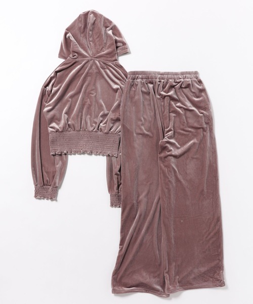 eMutille(エミュティーユ)の「【SET ITEM】velour set up /ベロアセットアップ(セットアップ・レディース・スモークピンク/ブラック・FREE)」の21枚目の写真