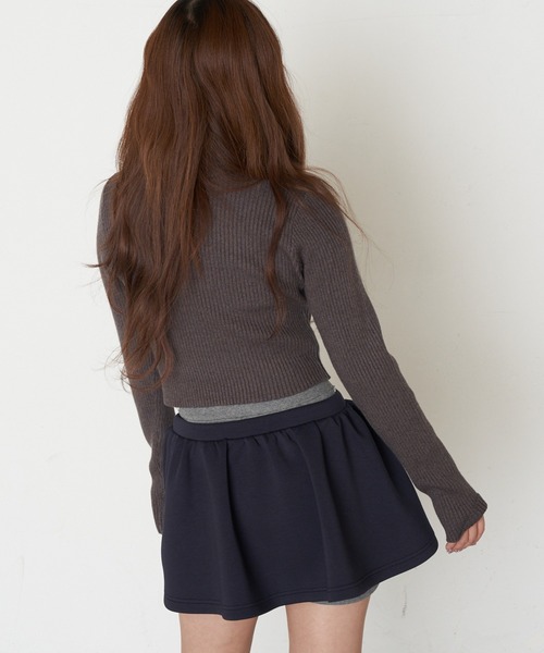 RAY CASSIN（レイカズン）の「コンパクトハイネックニット（ニット/セーター・レディース・チャコールグレー/レッド系その他2/ブラック系その他2/ライトベージュ/ベージュ系その他2・FREE）」の8枚目の写真