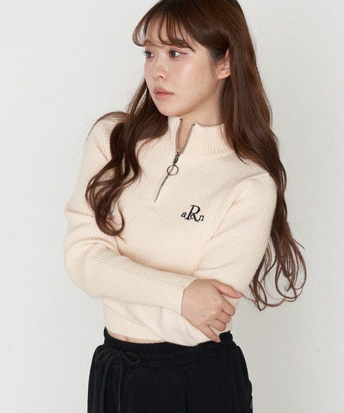 RAY CASSIN（レイカズン）の「コンパクトハイネックニット（ニット/セーター・レディース・チャコールグレー/レッド系その他2/ブラック系その他2/ライトベージュ/ベージュ系その他2・FREE）」の16枚目の写真