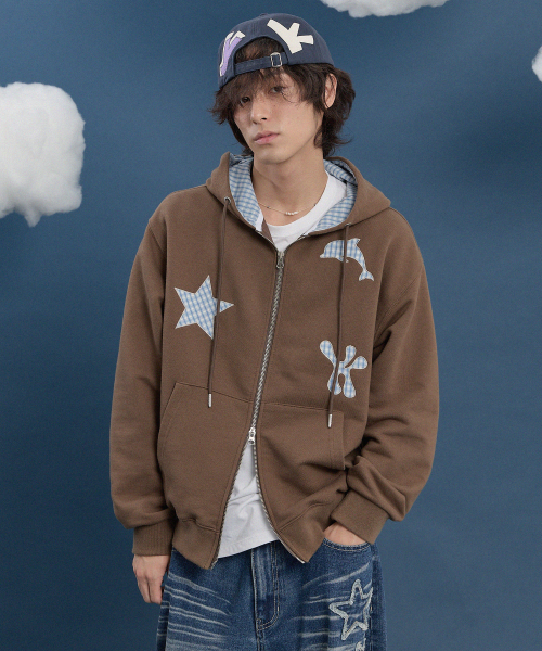 WaiKei（ワイケイ）の「スタードルフィンチェックアプリケフードジップアップブラウン（パーカー・レディース・その他・1/2）」の2枚目の写真