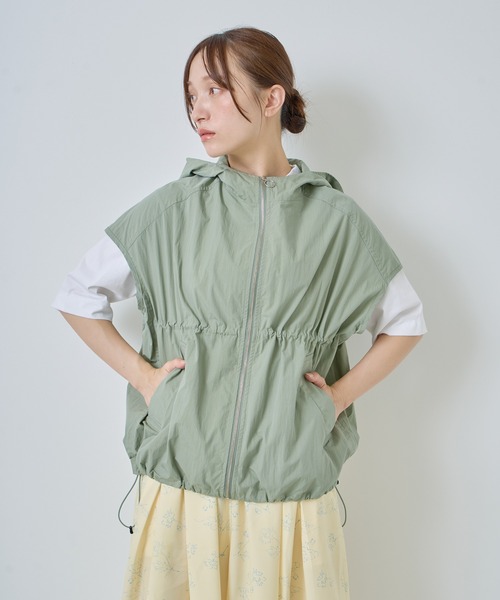 Kelen(ケレン)の「「KELEN / ケレン」ドロストデザインフードベスト(シャツ/ブラウス・レディース・ライトイエロー/ブラック/ベージュ/ライトカーキ・FREE)」の3枚目の写真