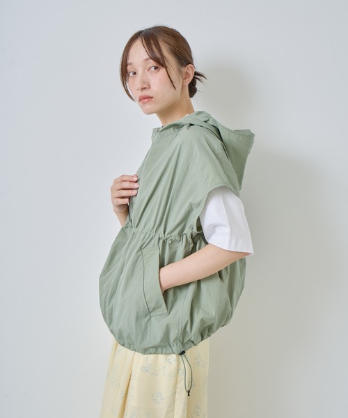 Kelen(ケレン)の「「KELEN / ケレン」ドロストデザインフードベスト(シャツ/ブラウス・レディース・ライトイエロー/ブラック/ベージュ/ライトカーキ・FREE)」の15枚目の写真
