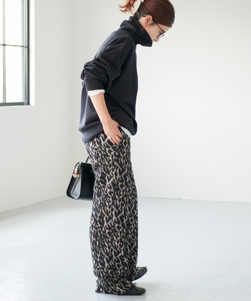Spick & Span(スピックアンドスパン)の「《WEB限定 / 追加3》裏毛ハイネックプルオーバー(スウェット・レディース・ブラック・FREE)」の9枚目の写真