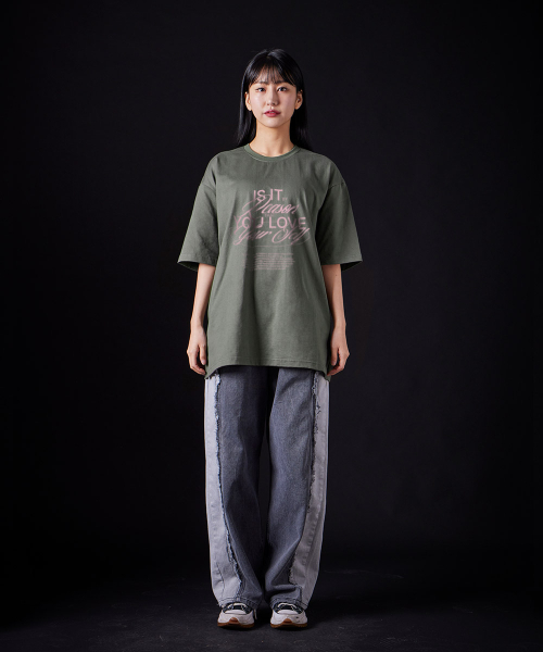 ASTRAL PROJECTION（アストラルプロジェクション）の「[オーバーサイズ]リズン 13番手 綿 ラウンドネック 半袖Tシャツ_カーキ（Tシャツ/カットソー・メンズ・その他・LARGE/MEDIUM/X-LARGE/XX-LARGE）」の4枚目の写真