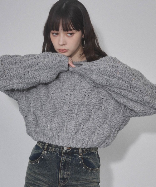 ENVYM(アンビー)の「ポコポコクロップドニット(ニット/セーター・レディース・グレー/ブラック/ベージュ・FREE)」の1枚目の写真