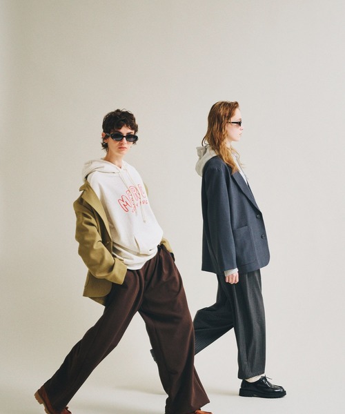 studio CLIP（スタディオクリップ）の「【daily CLIP × holiday】スウェットフーディー（パーカー・レディース・ホワイト/グレー・FREE）」の4枚目の写真